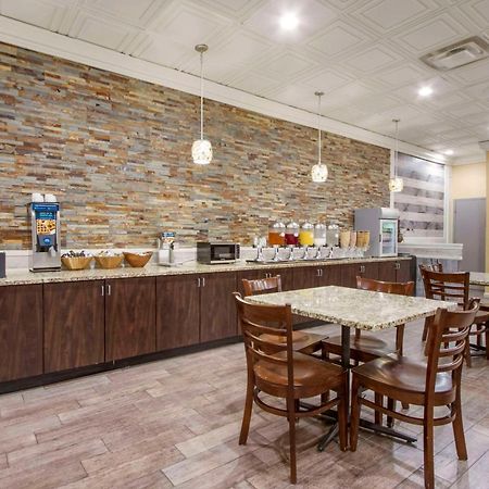 Clarion Inn Asheville Airport Φλέτσερ Εξωτερικό φωτογραφία
