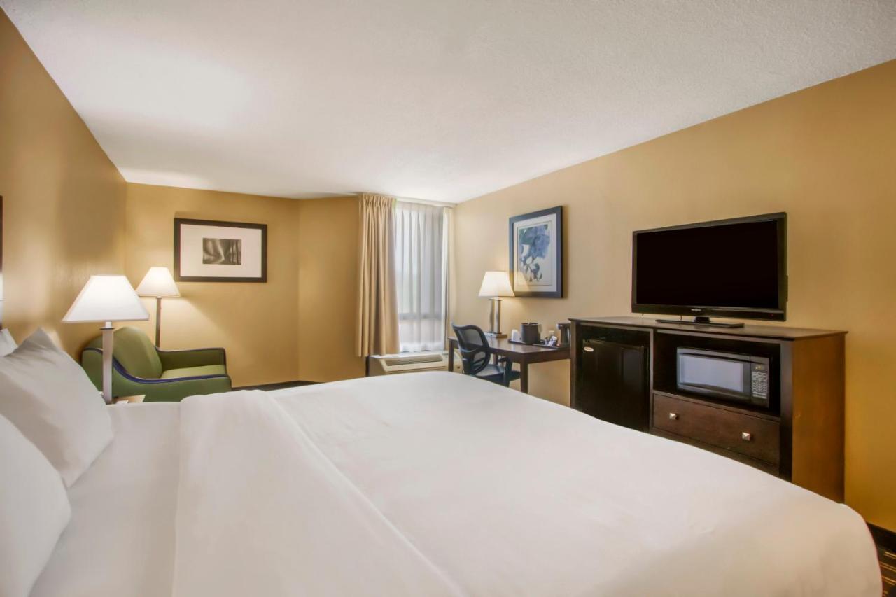 Clarion Inn Asheville Airport Φλέτσερ Εξωτερικό φωτογραφία