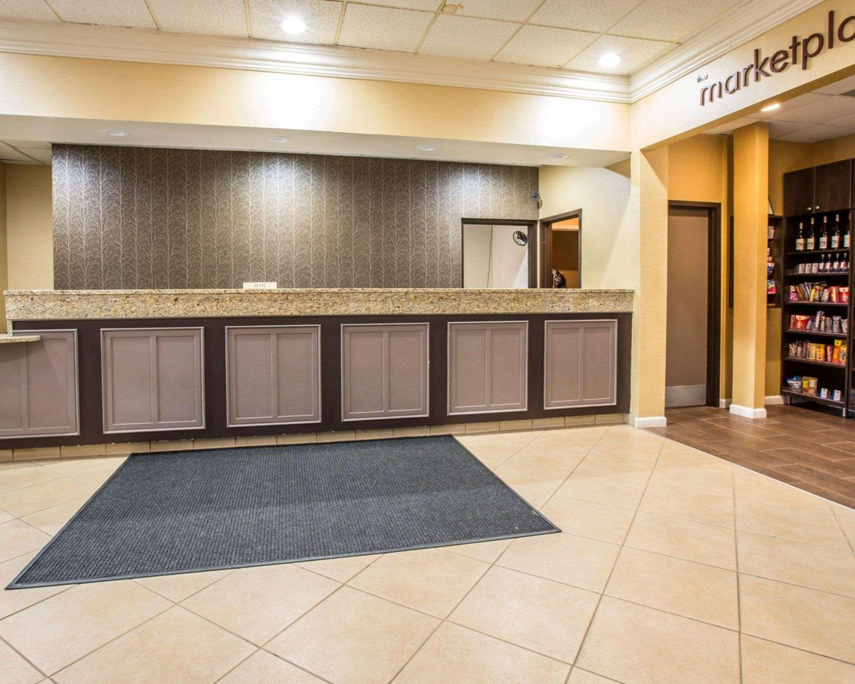Clarion Inn Asheville Airport Φλέτσερ Εξωτερικό φωτογραφία