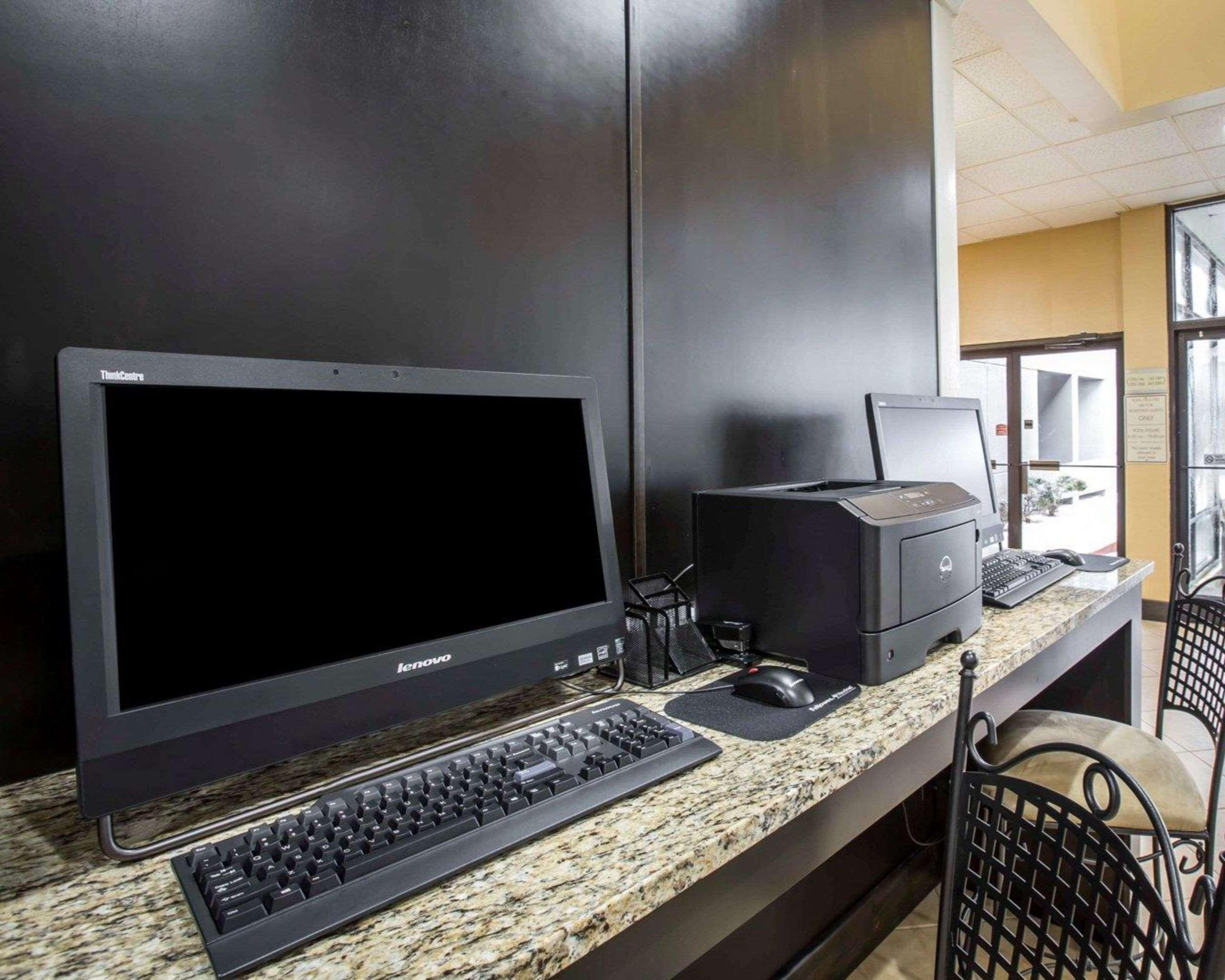 Clarion Inn Asheville Airport Φλέτσερ Εξωτερικό φωτογραφία