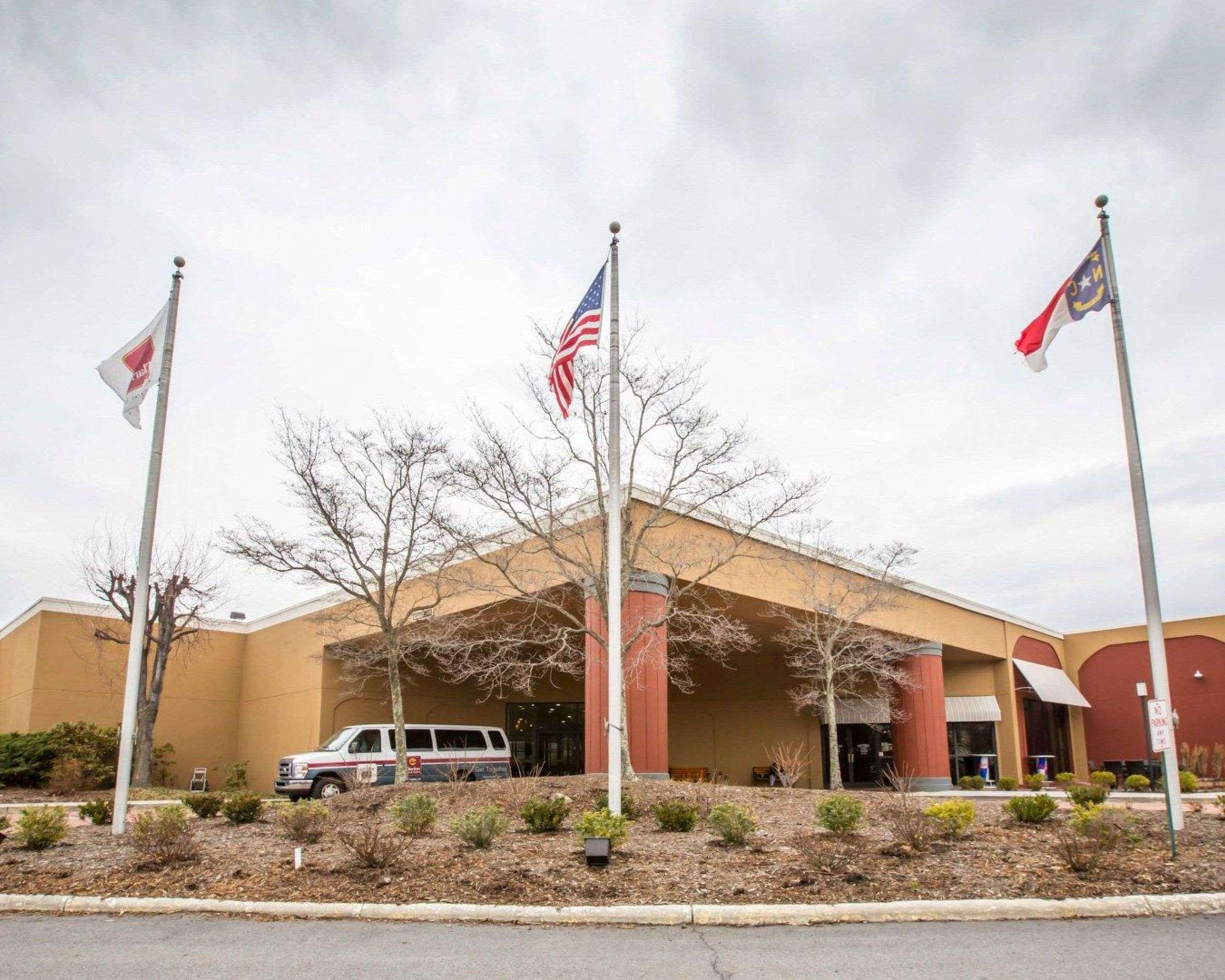 Clarion Inn Asheville Airport Φλέτσερ Εξωτερικό φωτογραφία