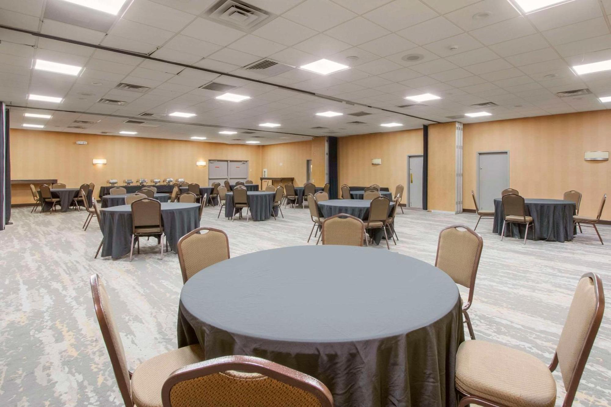 Clarion Inn Asheville Airport Φλέτσερ Εξωτερικό φωτογραφία