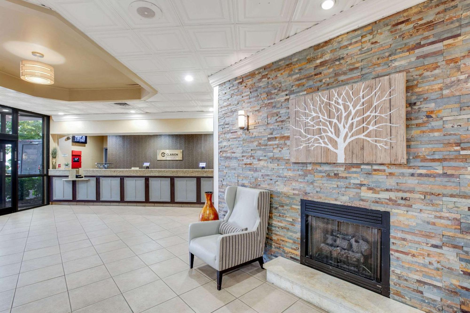 Clarion Inn Asheville Airport Φλέτσερ Εξωτερικό φωτογραφία
