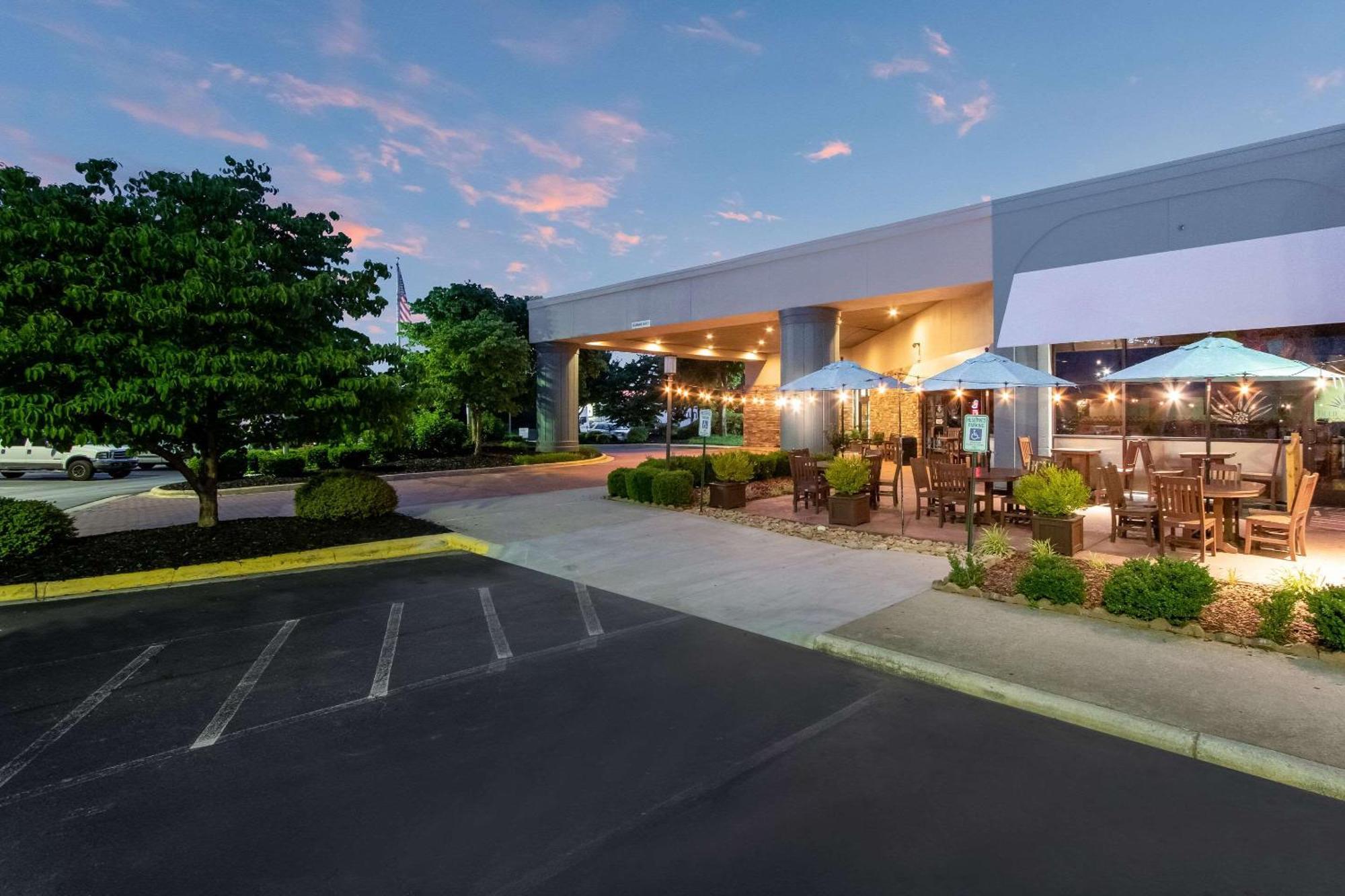 Clarion Inn Asheville Airport Φλέτσερ Εξωτερικό φωτογραφία