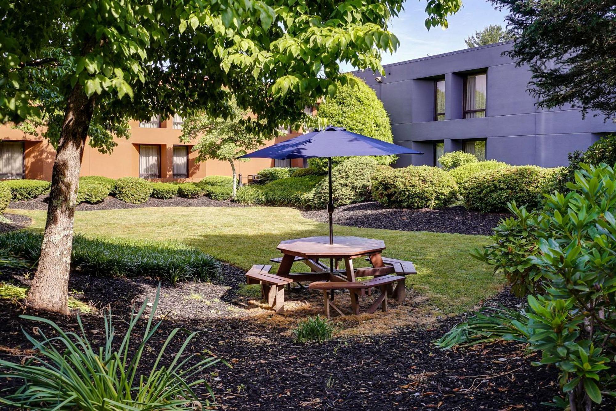 Clarion Inn Asheville Airport Φλέτσερ Εξωτερικό φωτογραφία