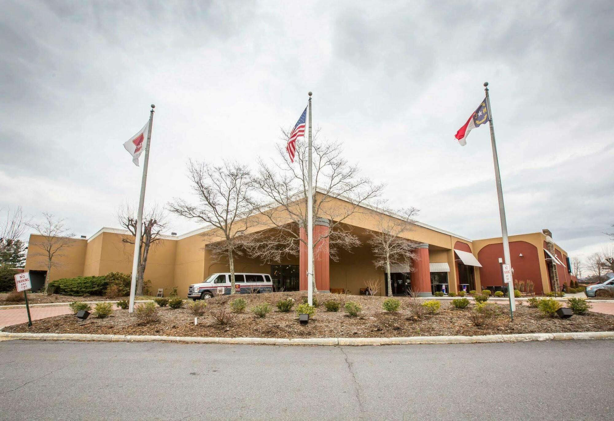 Clarion Inn Asheville Airport Φλέτσερ Εξωτερικό φωτογραφία